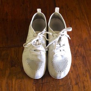 - BRAND NEW NFINITY CHEER SHOES -